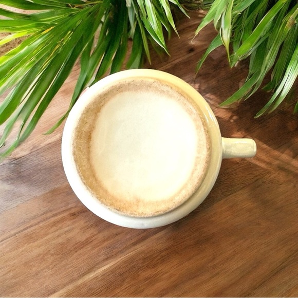 VINTAGE Circus-Themed Mug - Bear on Giraffe & Clown with Drum - Picture 8 of 11